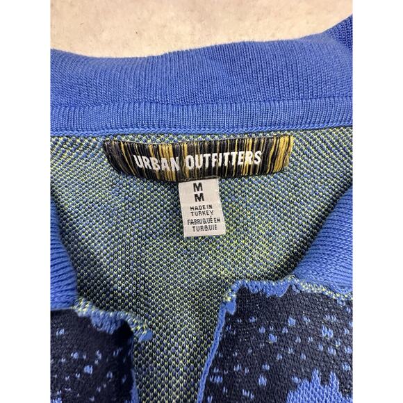 Urban Outfitters Mens Size M Floral Knit Short Sleeve Button Down Blue Yellow - Picture 2 of 7